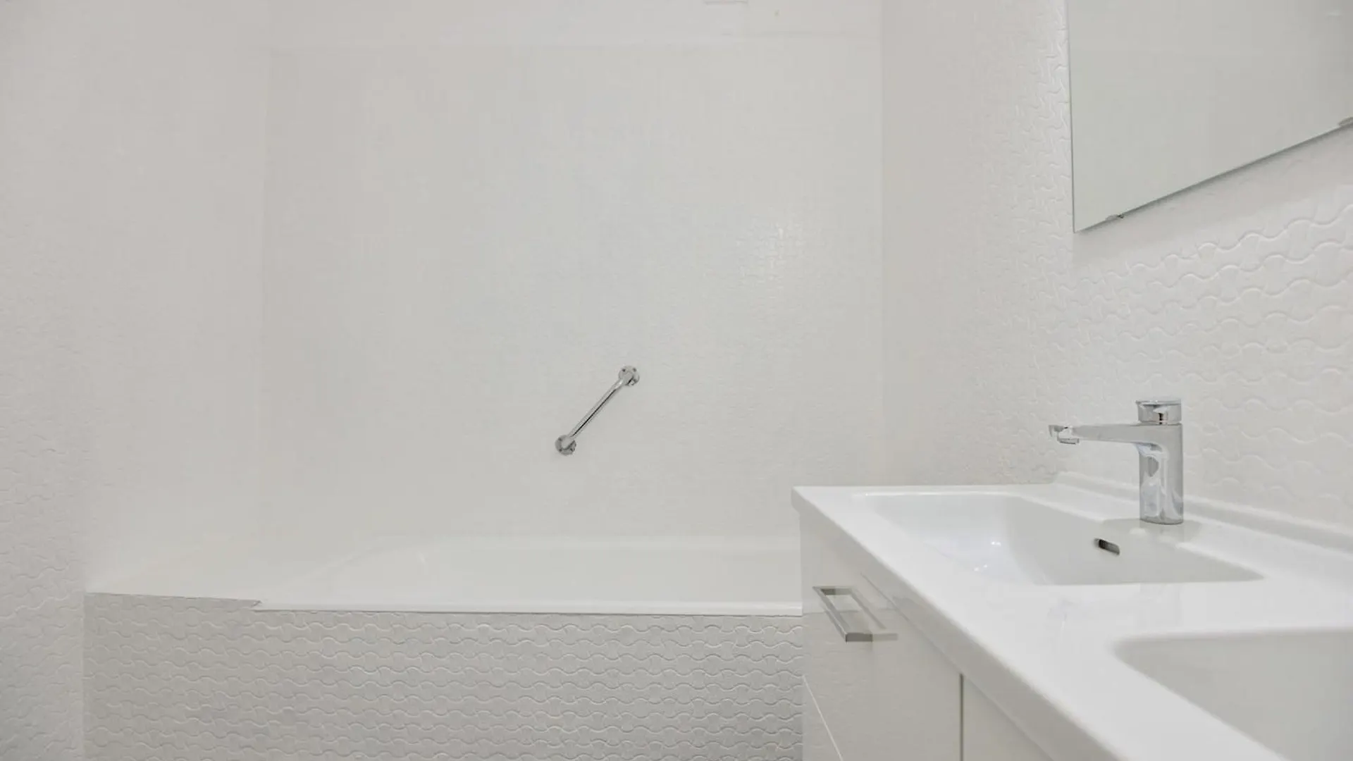 Grand Appartement 4 Ch Vue Mer Balcons Et Clim Marselha 0*,